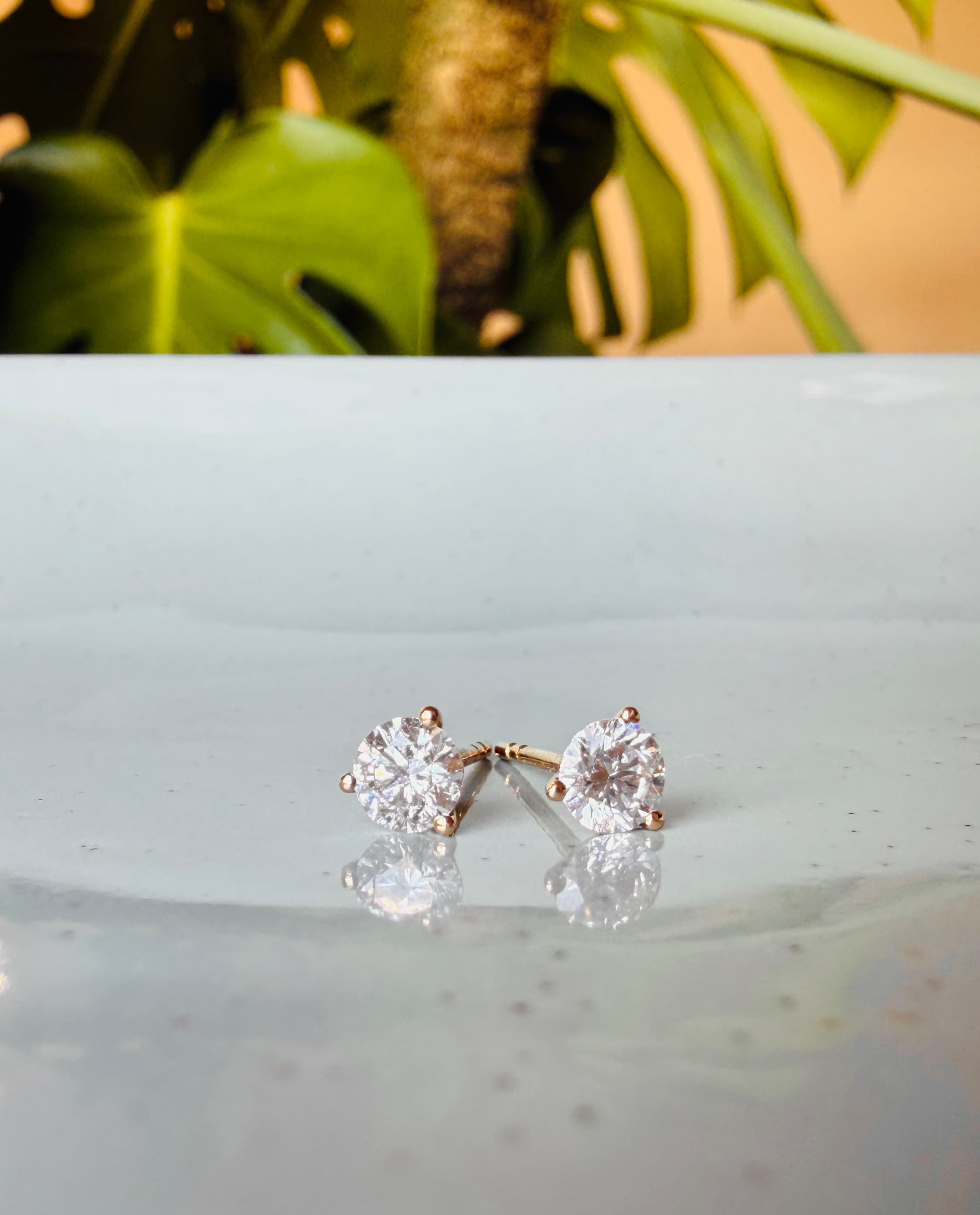 Hiya Stud Yellow Gold